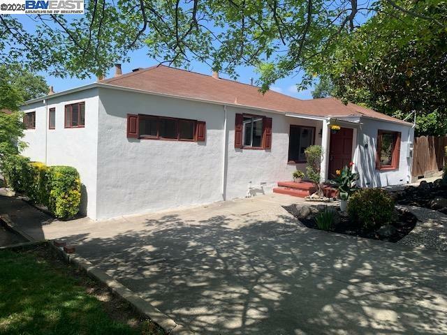 Property Photo:  1741 Russ Avenue  CA 94578 