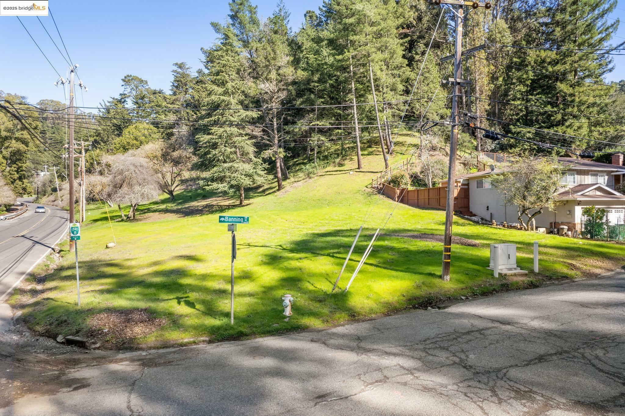 6658 Shepherd Canyon  Oakland CA 94611 photo