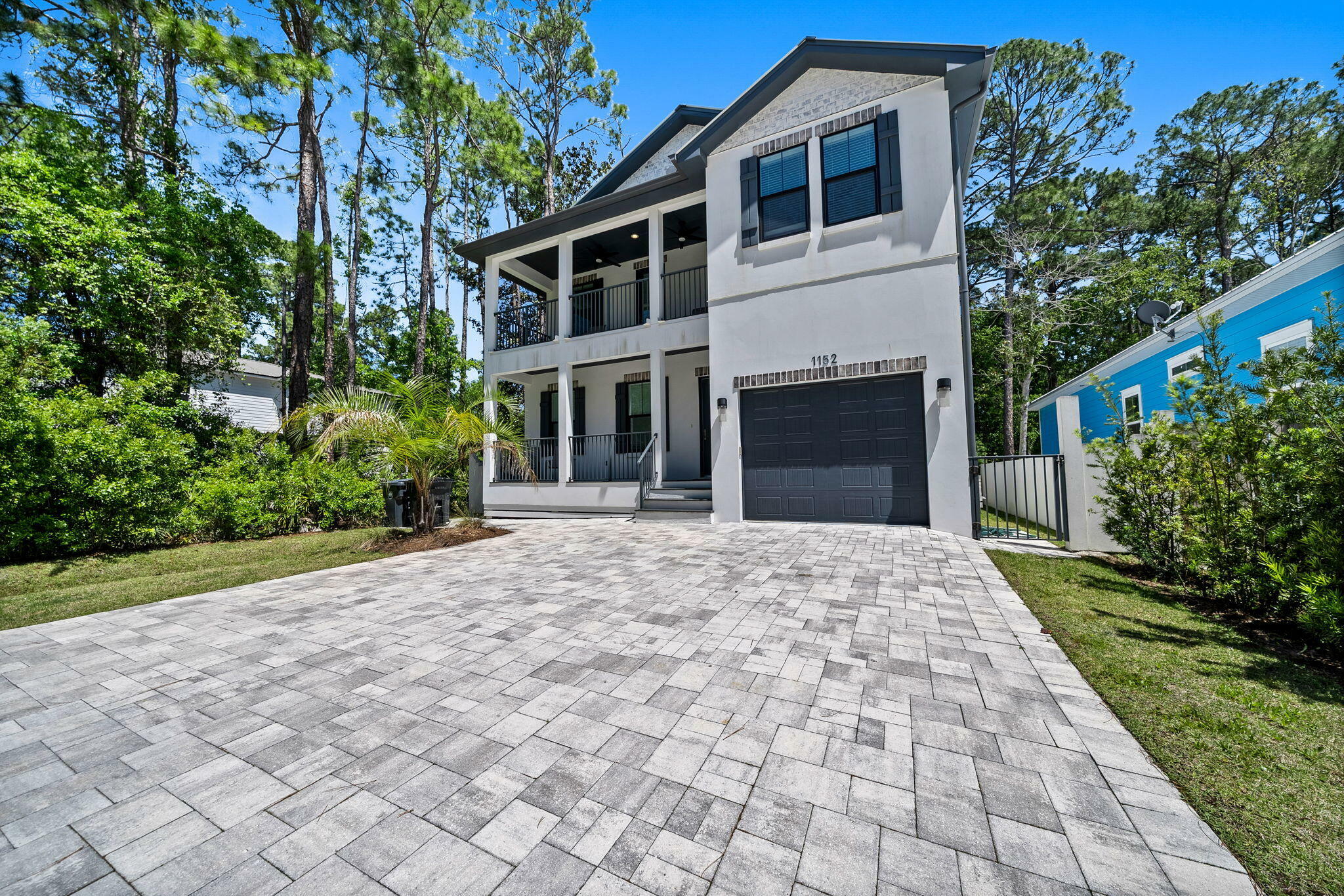 Property Photo: 1152 N County Hwy 393 FL 32459