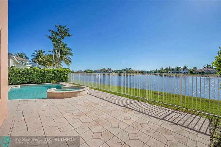 Property Photo:  1221 Bay View Way  FL 33414 