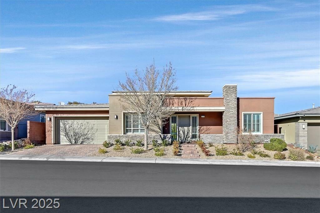 Property Photo: 10150 Emerald Sunset Court NV 89148