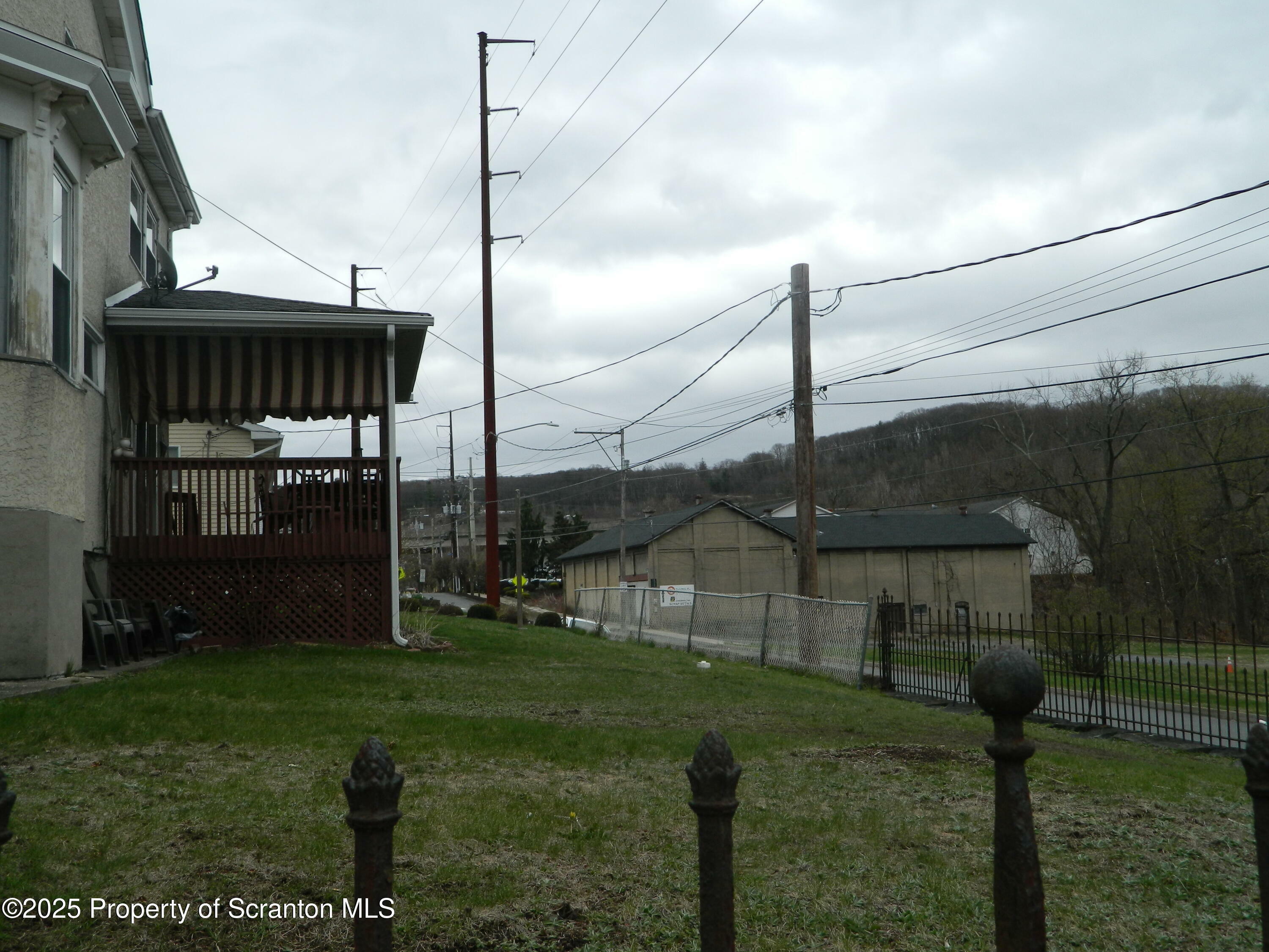 Property Photo: 715 Smith Street PA 18512