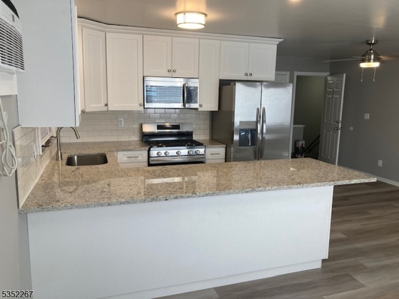 Property Photo: 940 McBride Ave NJ 07424