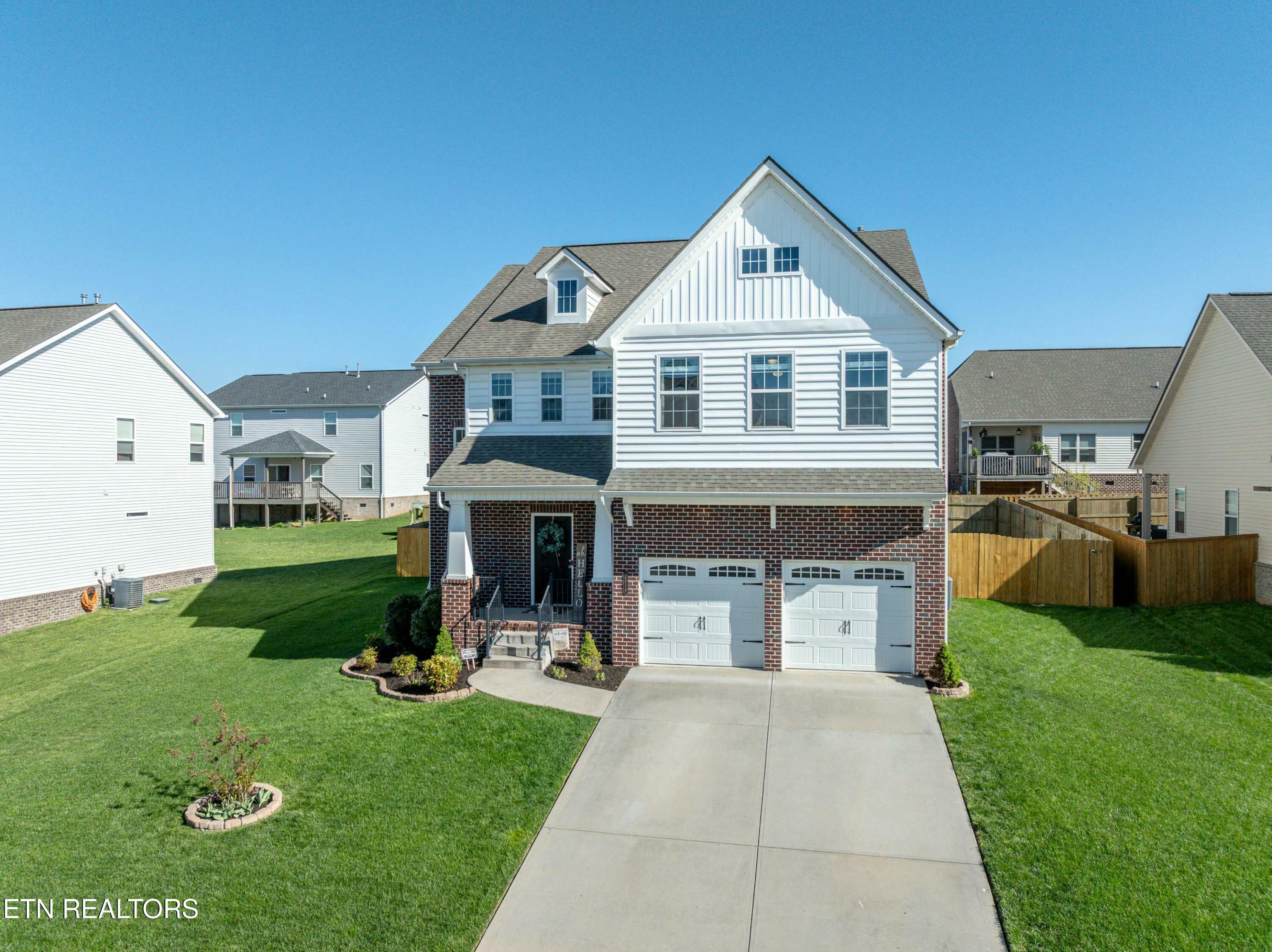 Property Photo:  2418 Drake St  TN 37801 