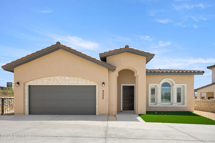 4020 Lasso Lp  Las Cruces NM 88005 photo