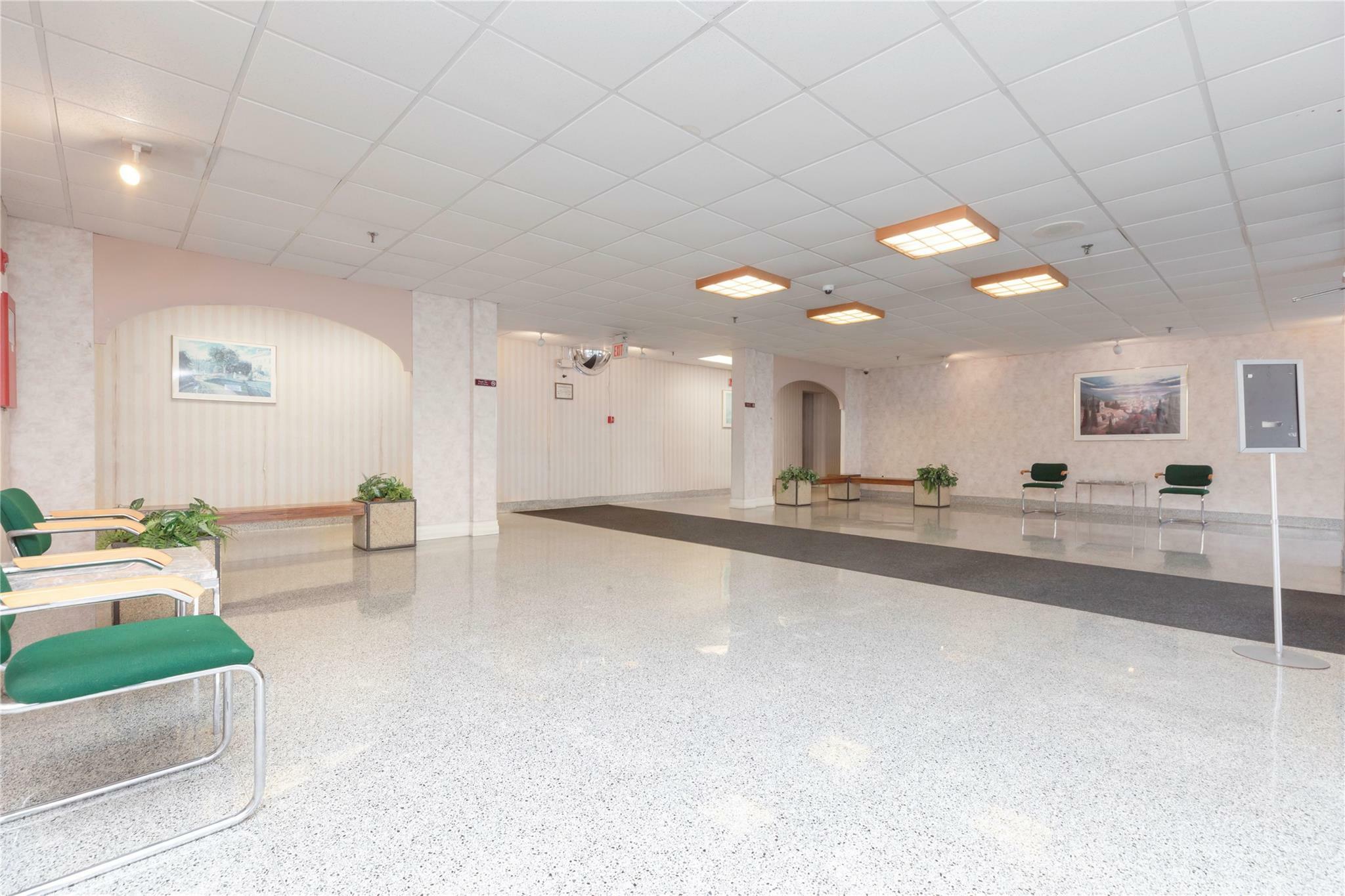 Property Photo: 377 North Broadway 415 NY 10701