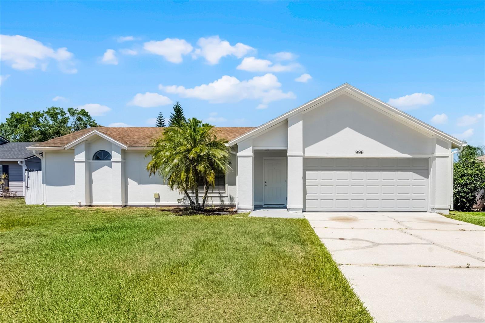 Property Photo:  996 Big Oaks Drive  FL 32765 
