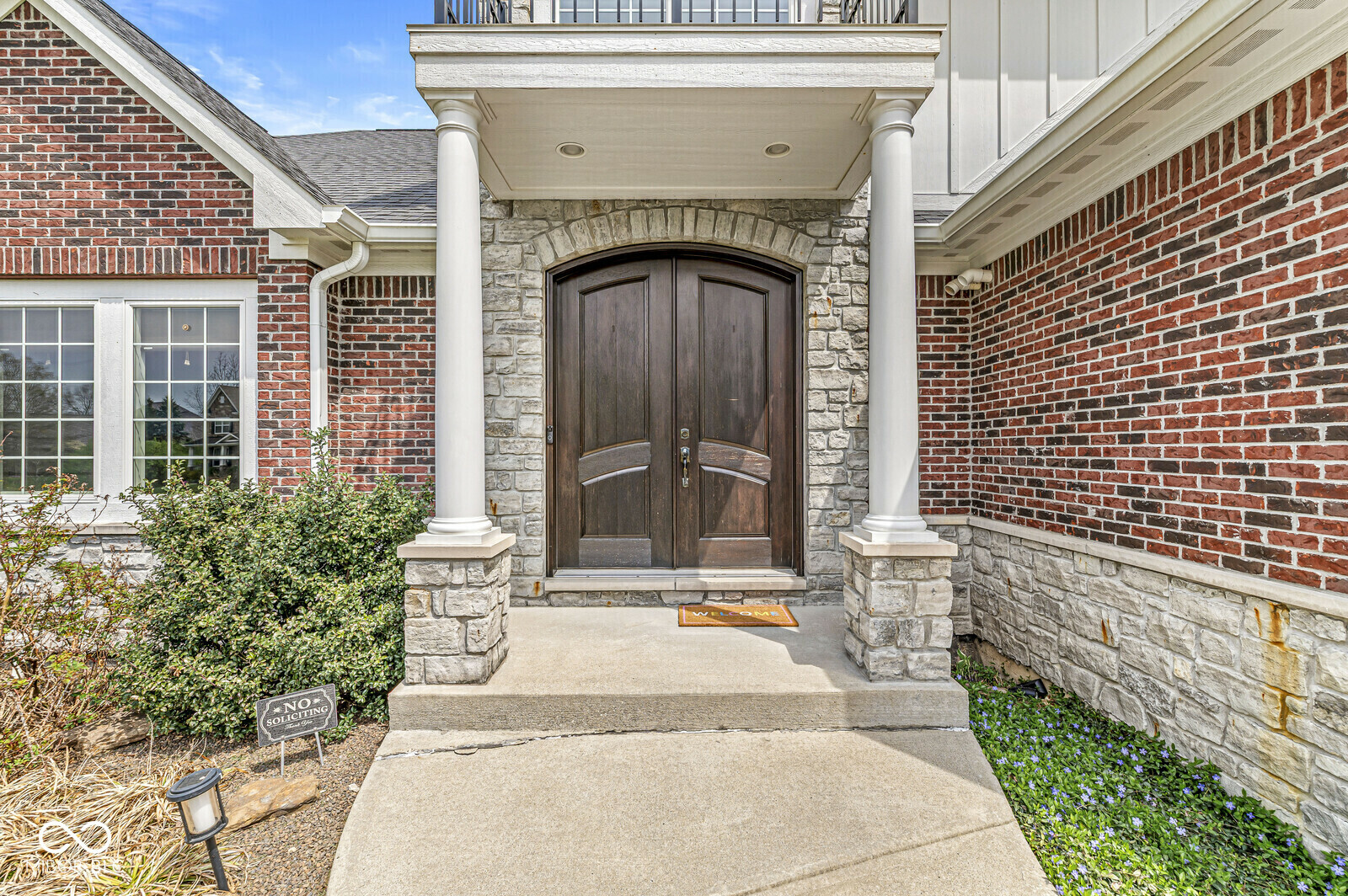 Property Photo: 621 Foxboro Drive IN 46123