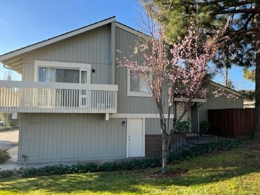 10985 Northseal Square  Cupertino CA 95014 photo