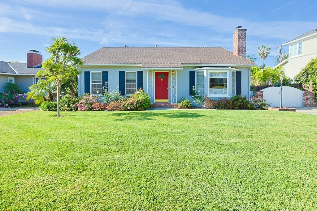 Property Photo: 2176 Las Lunas Street CA 91107