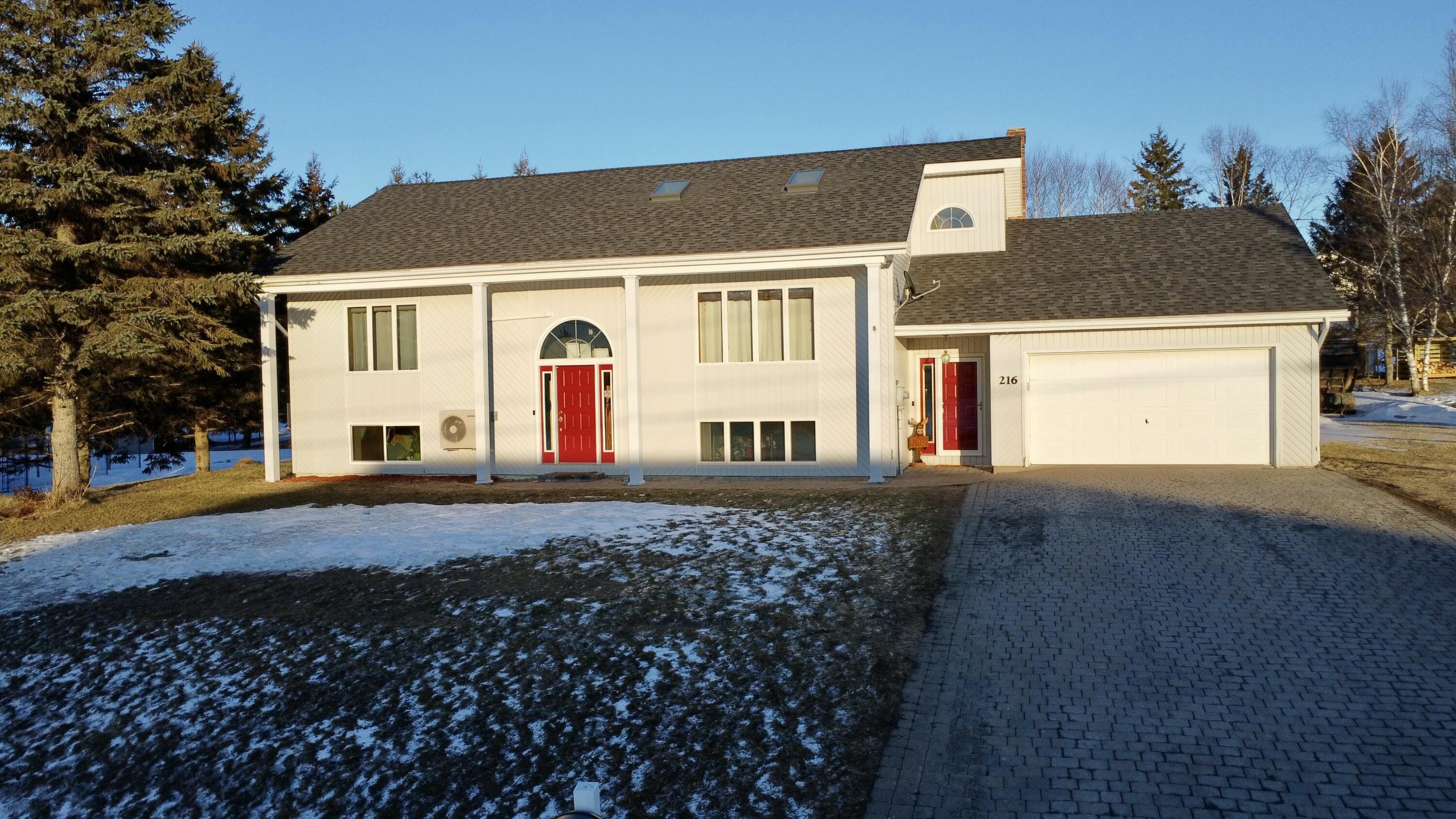 Property Photo: 216 21st Avenue ME 04756