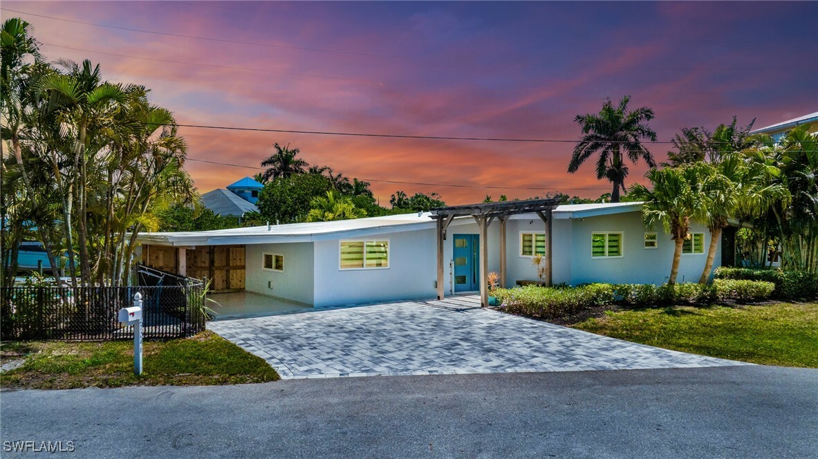 Property Photo: 27246 Patrick Street FL 34135