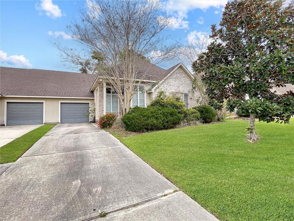 Property Photo:  185 Cross Creek Drive B  LA 70461 
