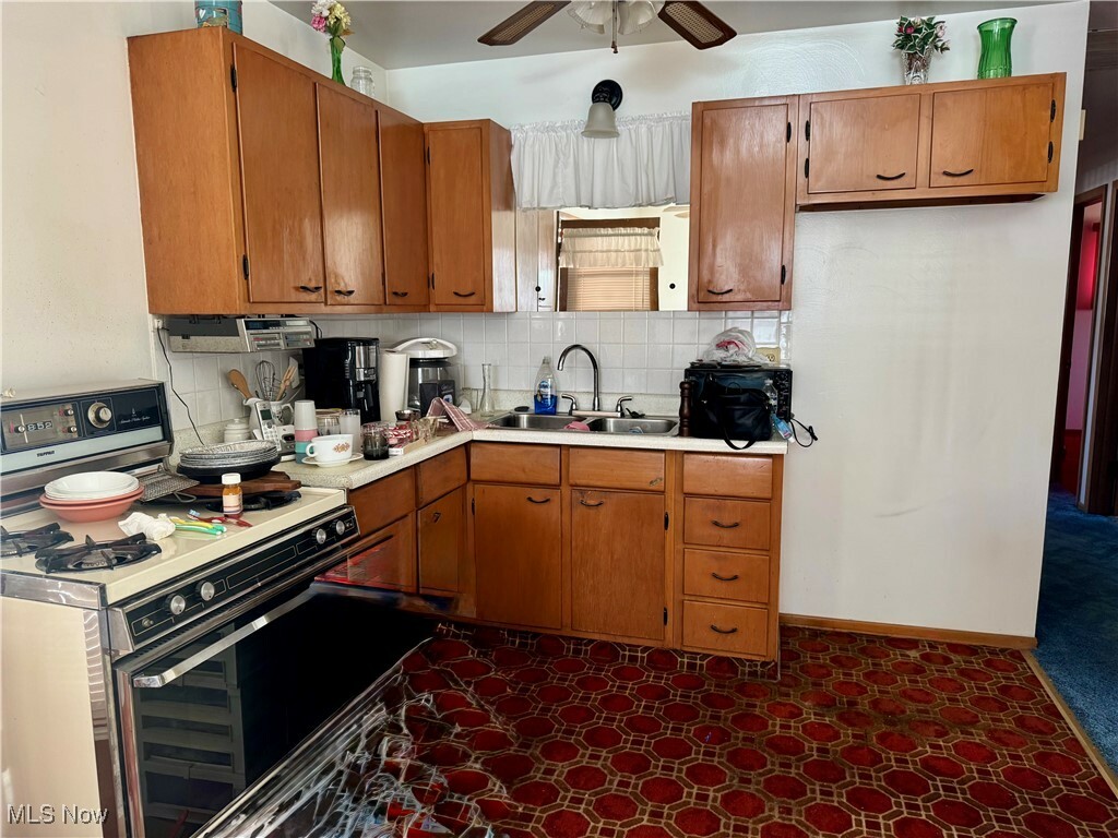 Property Photo:  3106 Northwest Boulevard NW  OH 44485 