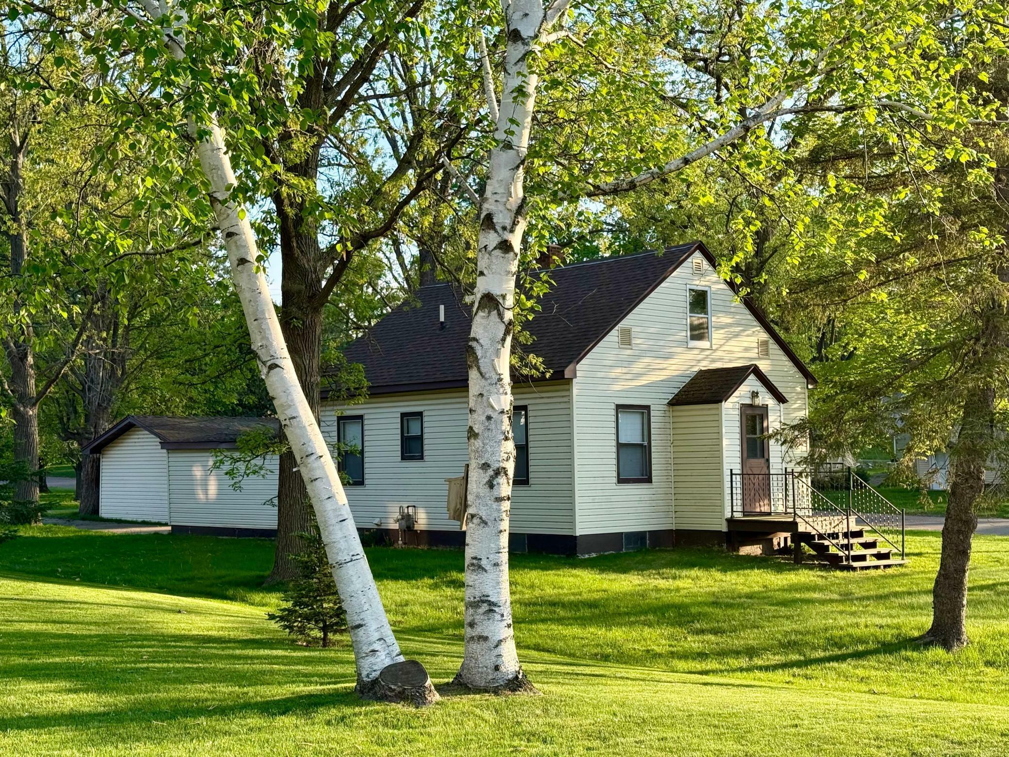 Property Photo: 685 Main Street W MN 56342