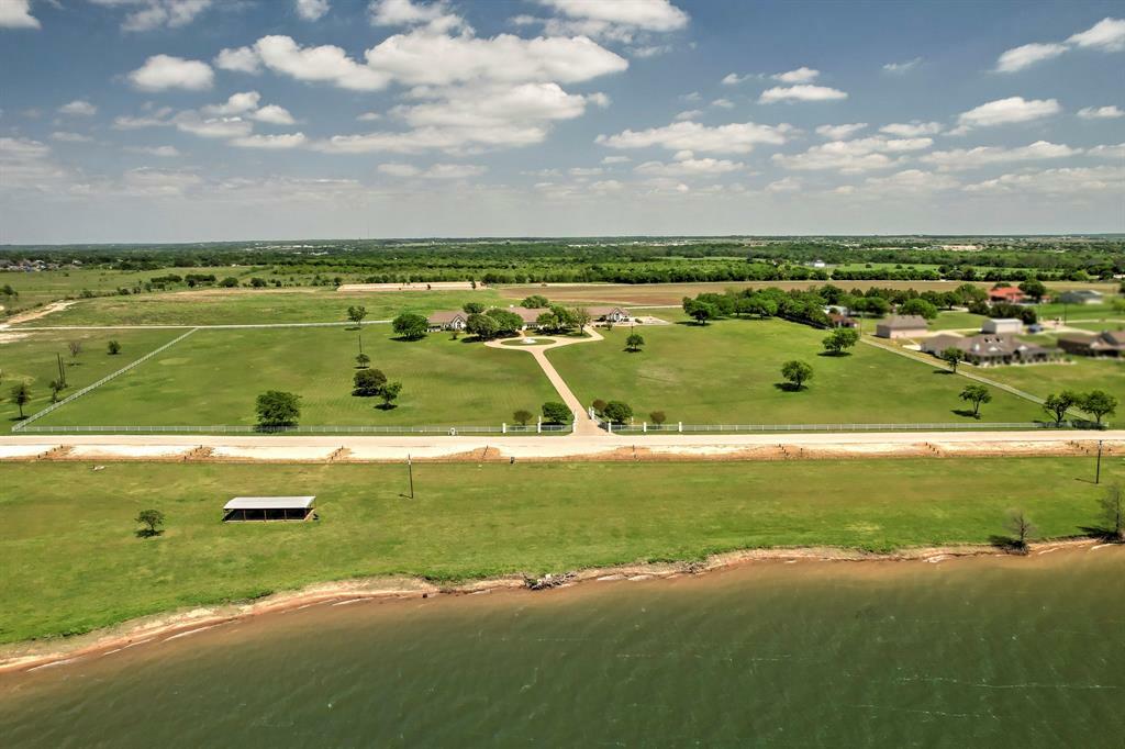 Property Photo: 2005 Lakeshore Drive TX 76033