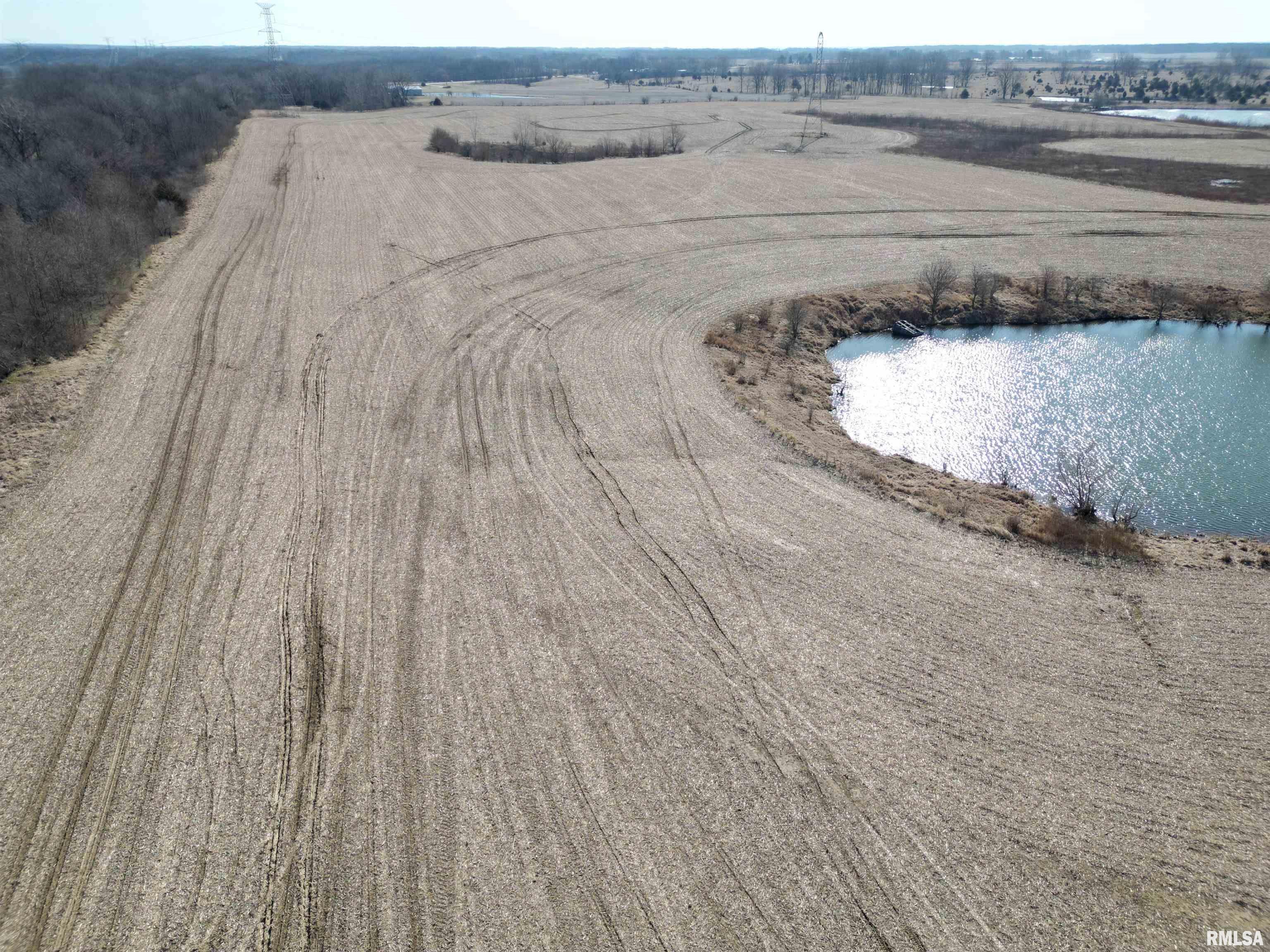 22488 E Old Weaver Highway  Canton IL 61520 photo