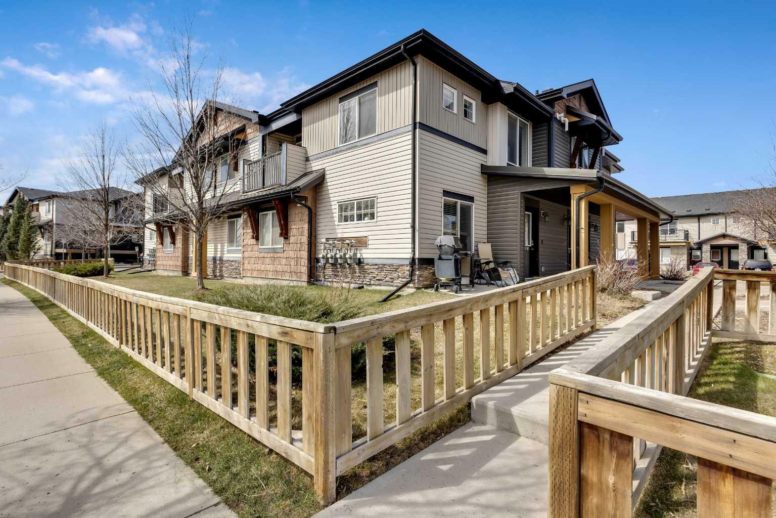 Property Photo: 2781 Chinook Winds Drive SW 10201 AB T4B 3S5