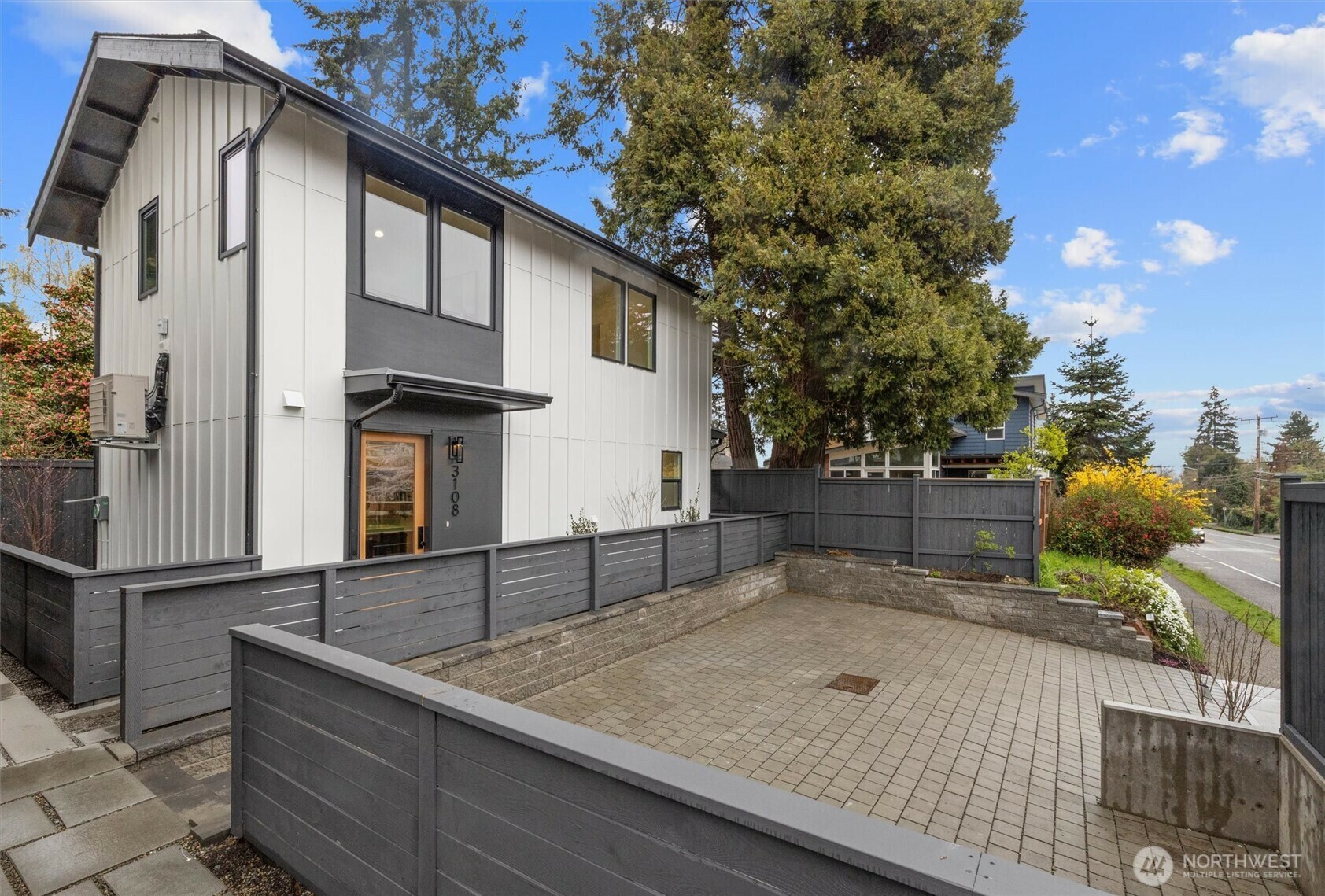 3108 NE 75th Street  Seattle WA 98115 photo