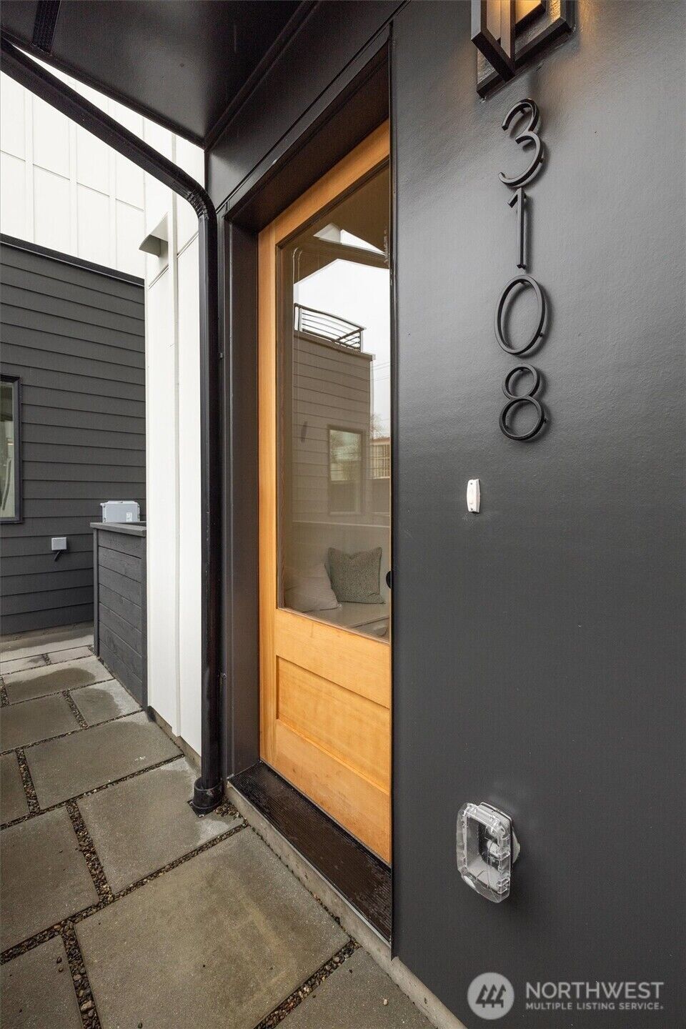 Property Photo:  3108 NE 75th Street  WA 98115 