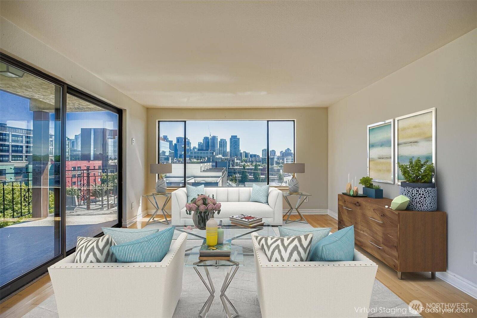 Property Photo:  610  Aloha Street 401  WA 98109 