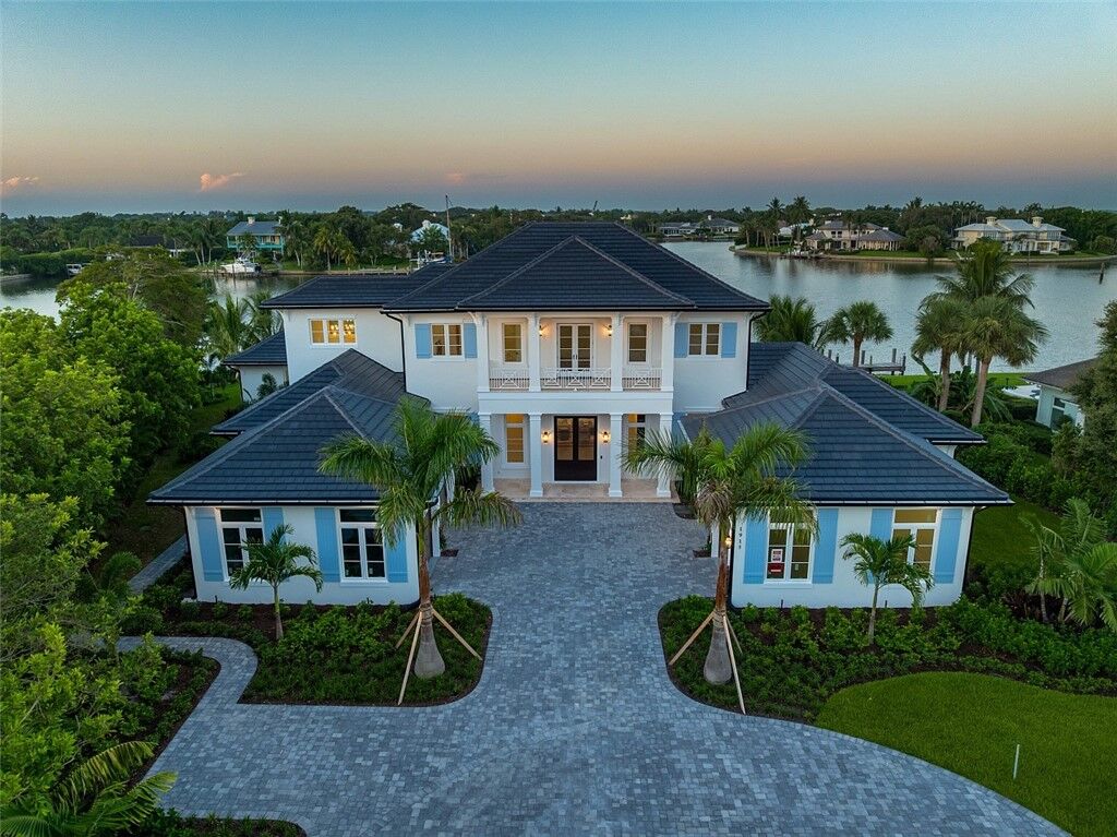 Property Photo: 1915 Cutlass Cove Drive FL 32963