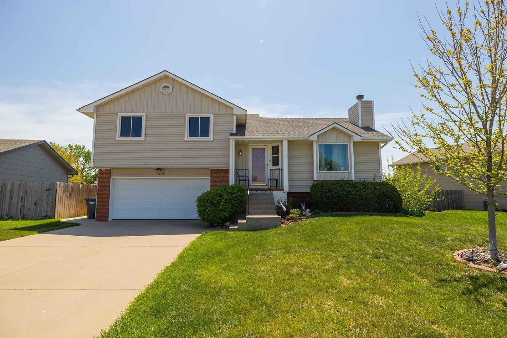 Property Photo: 7609 E Winterberry KS 67226