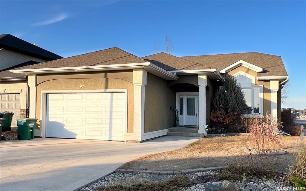 Property Photo: 1070 Ledingham Lane SK S7V 0B7