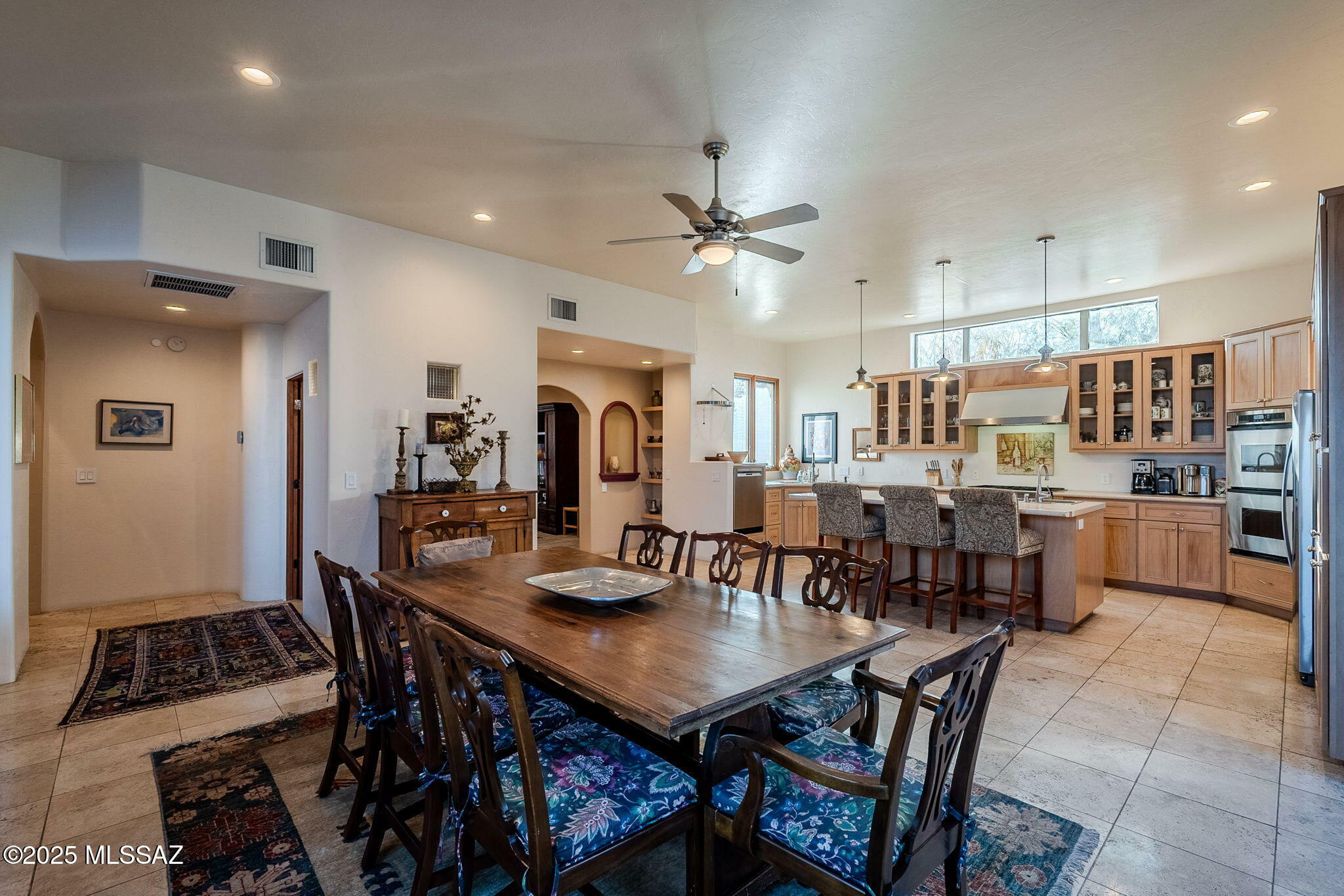 Property Photo: 1125 E Seneca Street AZ 85719