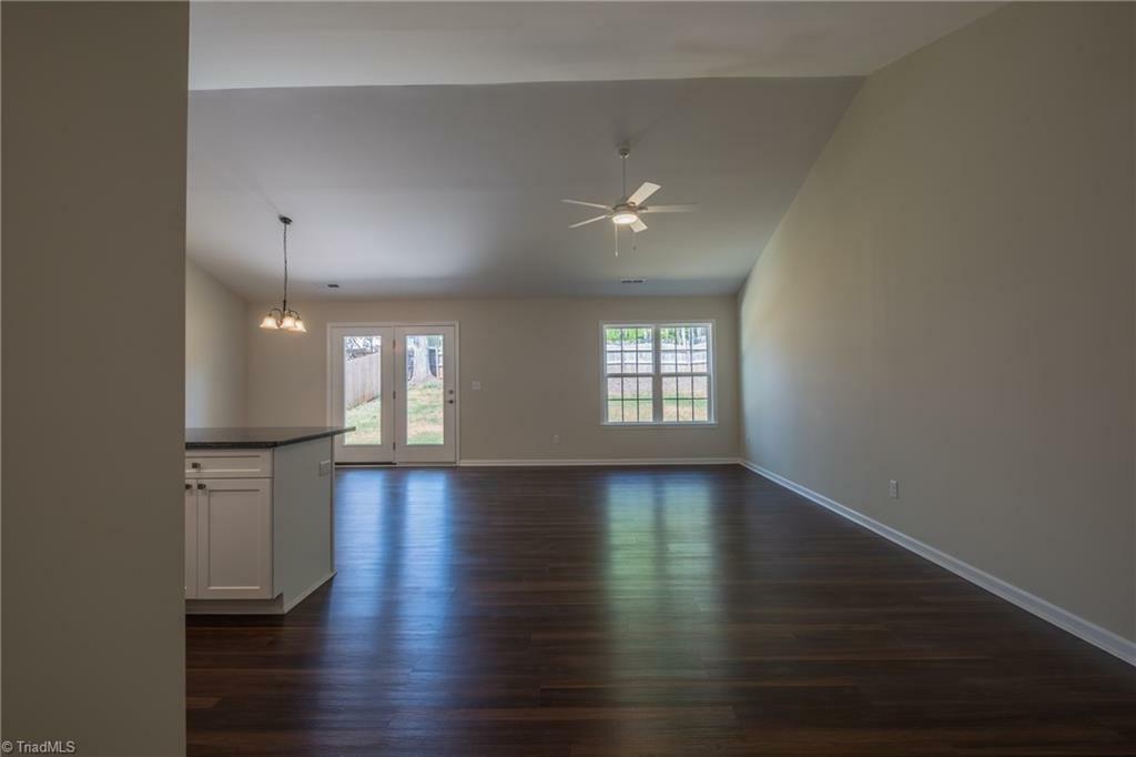 Property Photo: 5075 Fiddlers Run Drive NC 27284