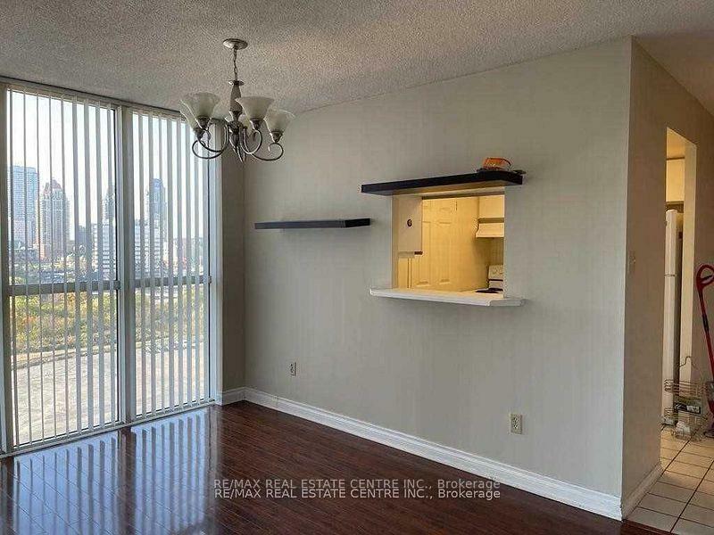 Property Photo: 265 Enfield Place 1403 ON L5B 3Y7