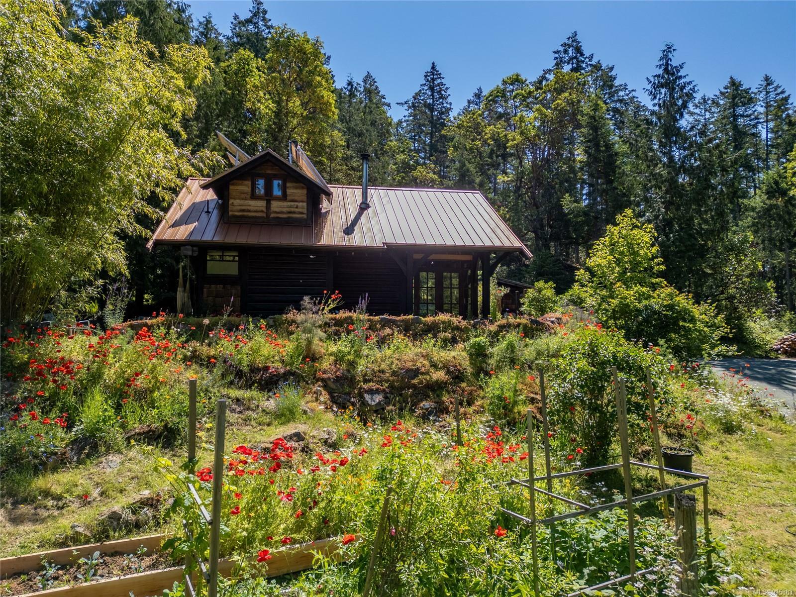Property Photo:  1208 Otter Bay Rd  BC V0N 2M1 