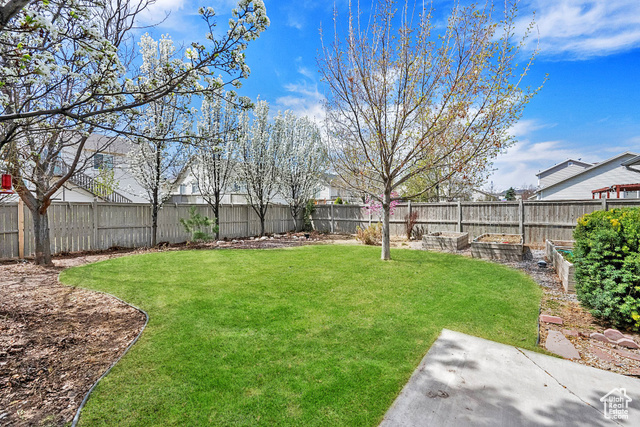 Property Photo: 3908 E Smith Ranch Rd N UT 84005