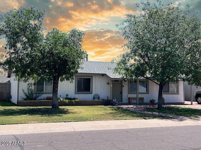 14439 N 38th Place  Phoenix AZ 85032 photo
