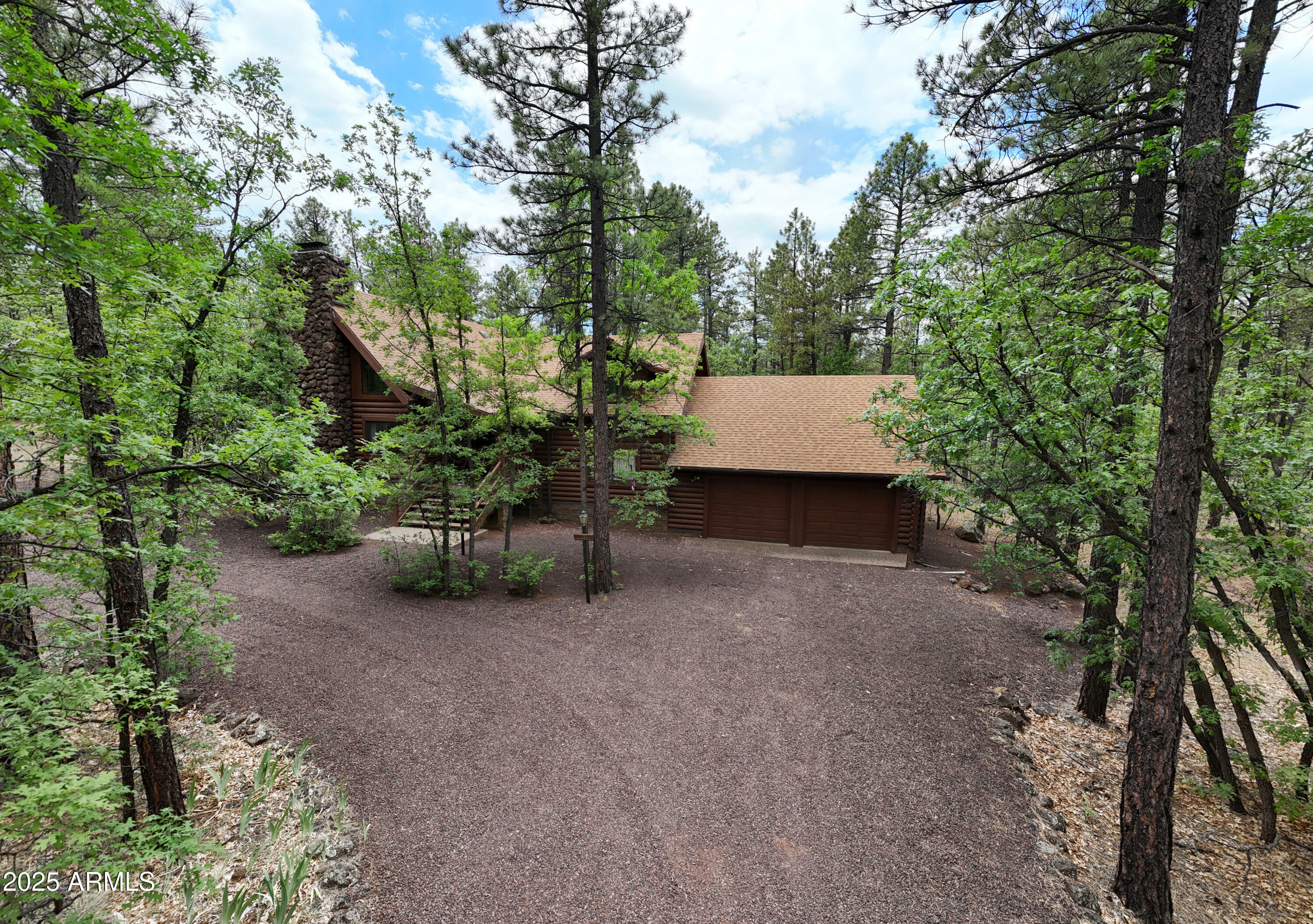 Property Photo: 2735 Bobcat Gulch -- AZ 85935