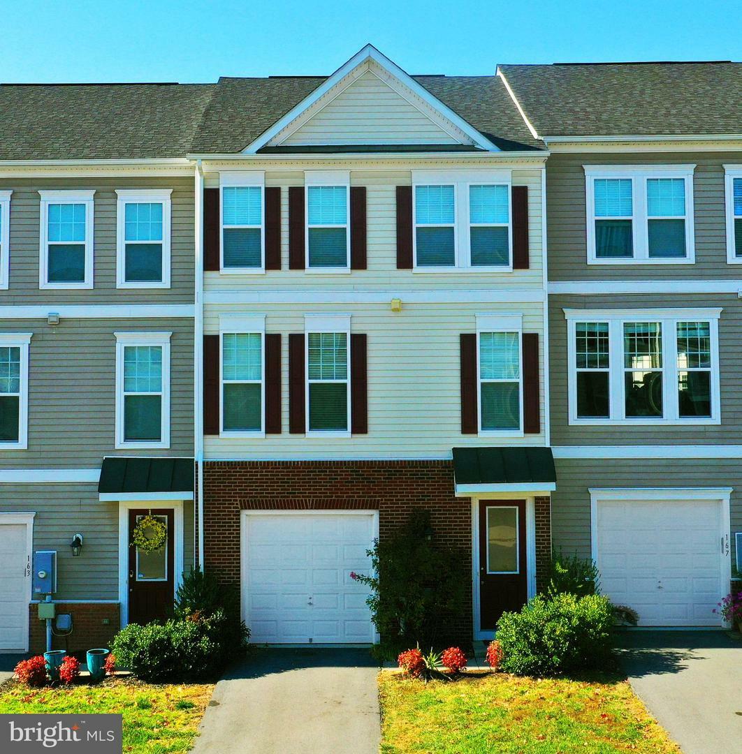 Property Photo: 165 Solara Drive VA 22602
