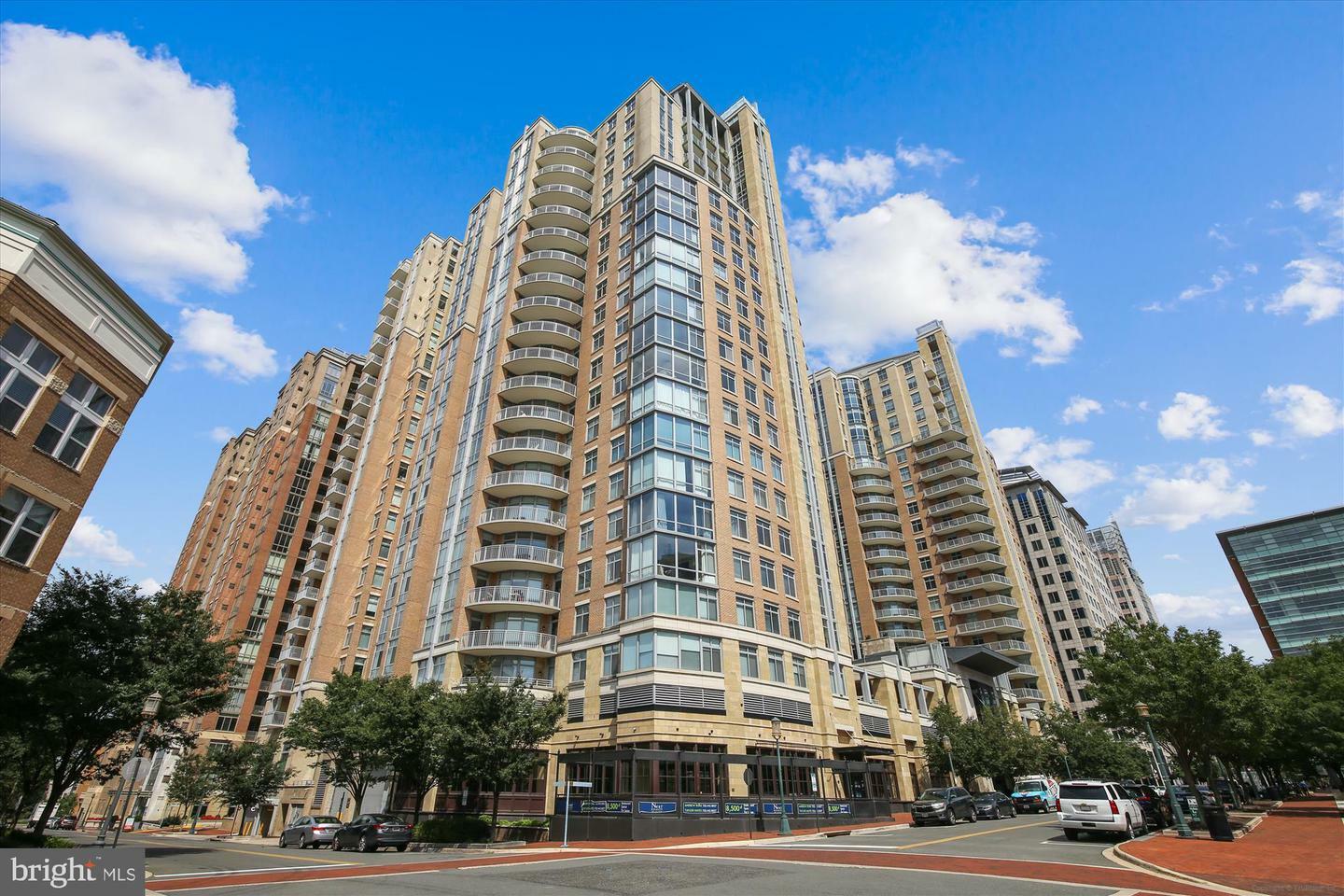 Property Photo: 11990 Market Street 805 VA 20190