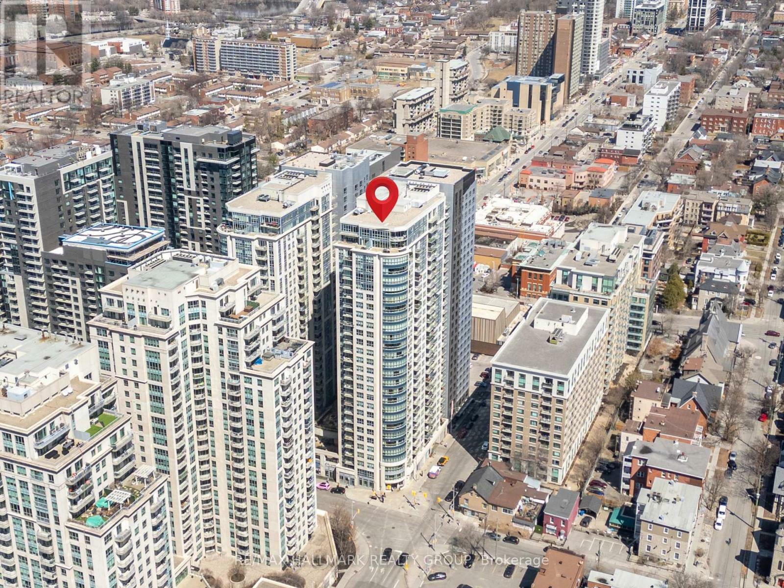 Photo de la propriété: 195 Besserer Street 2701 ON K1N 0B6