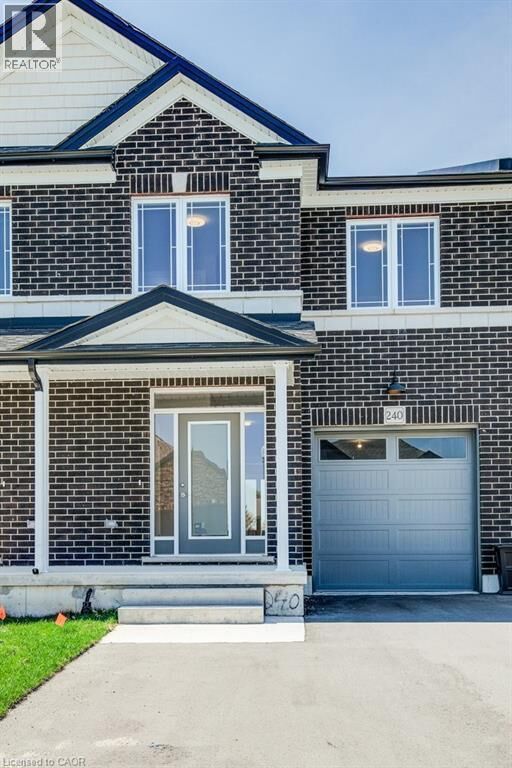 Property Photo: 240 Keeso Lane ON N4W 0C3
