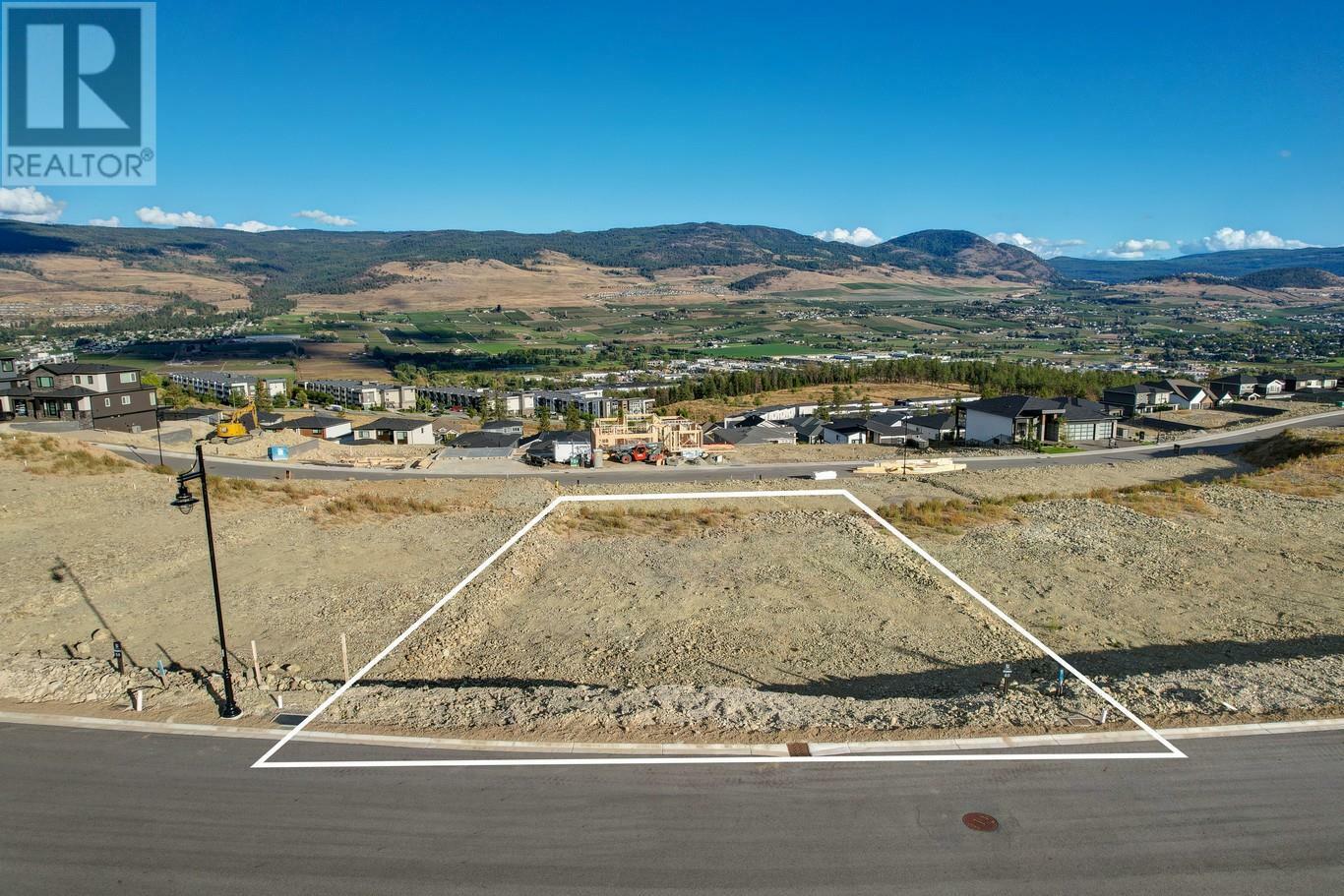 711 Kingswood Terrace  Kelowna BC V1V 0J2 photo