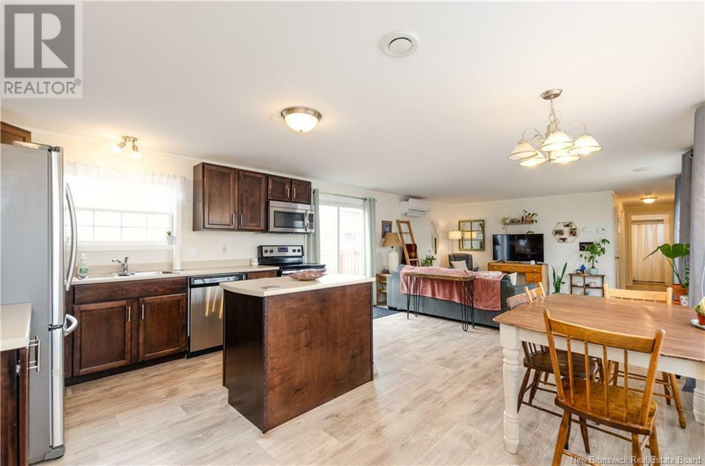 Property Photo:  7 Bonita Court  NB E1B 5R4 