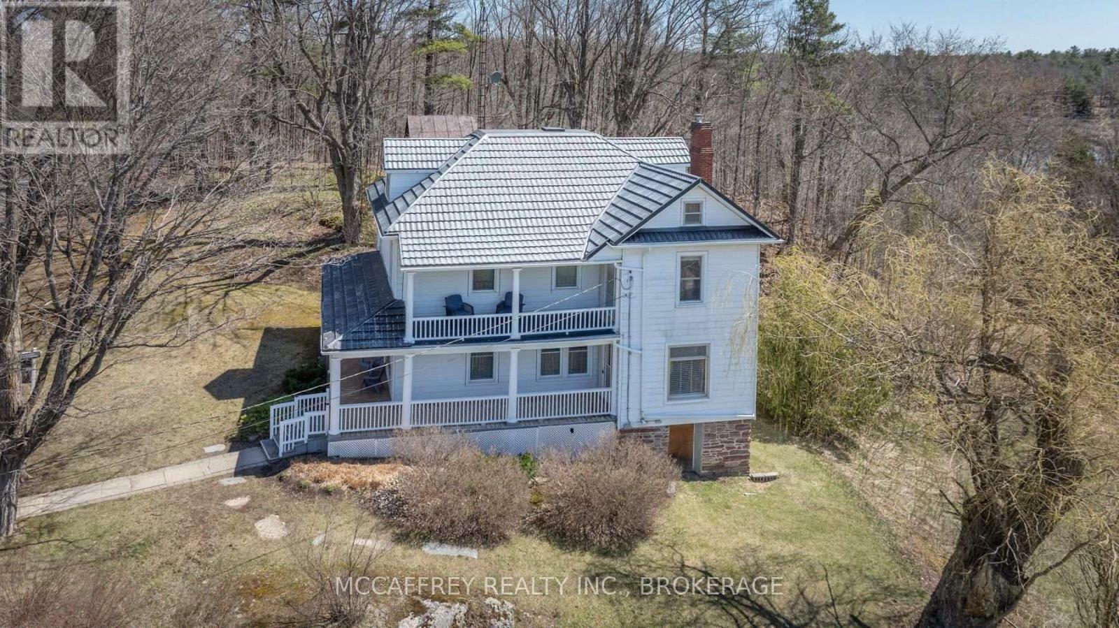 Property Photo: 5507 Opinicon Road ON K0H 2L0