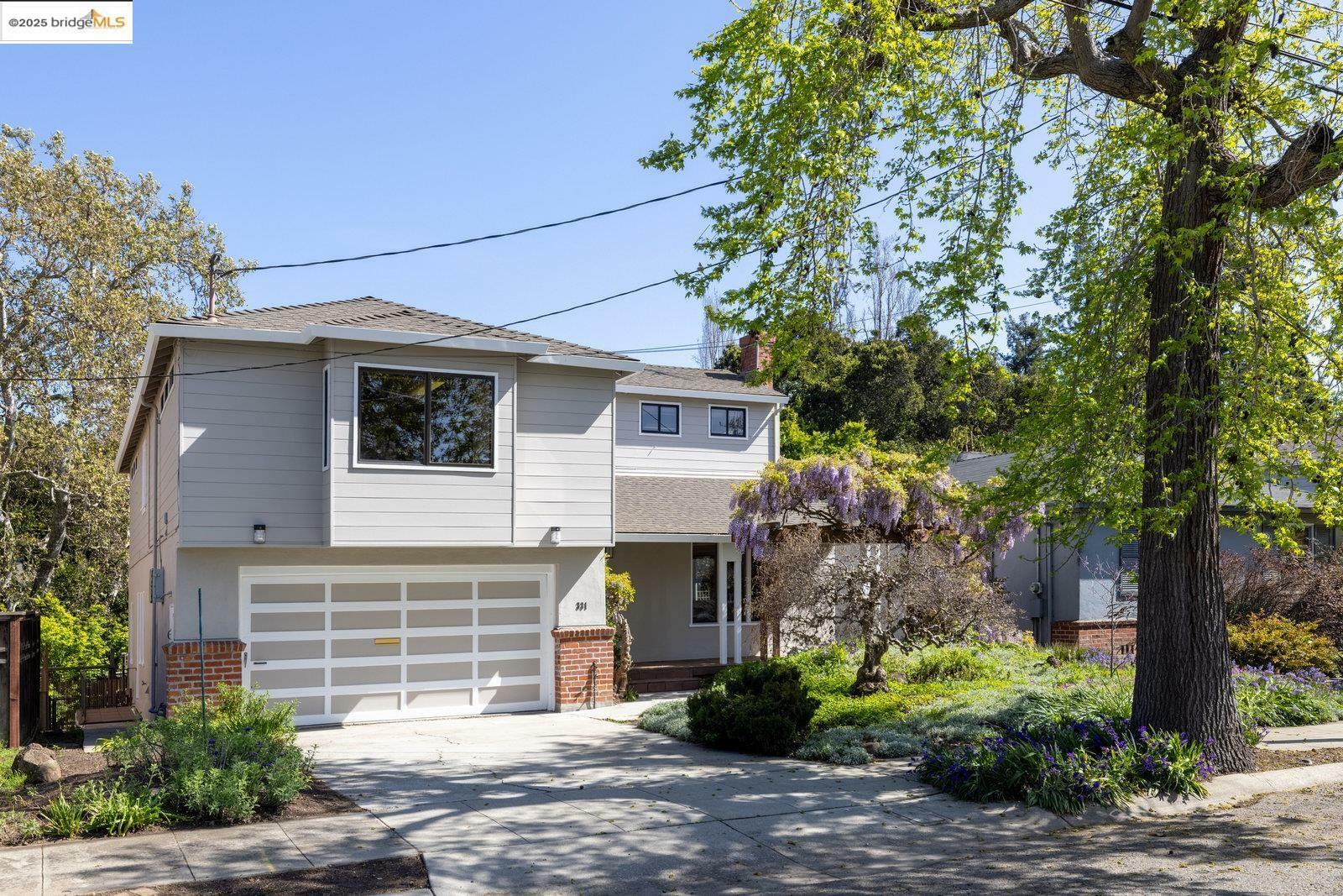 Property Photo:  331 Marlow Dr  CA 94605 