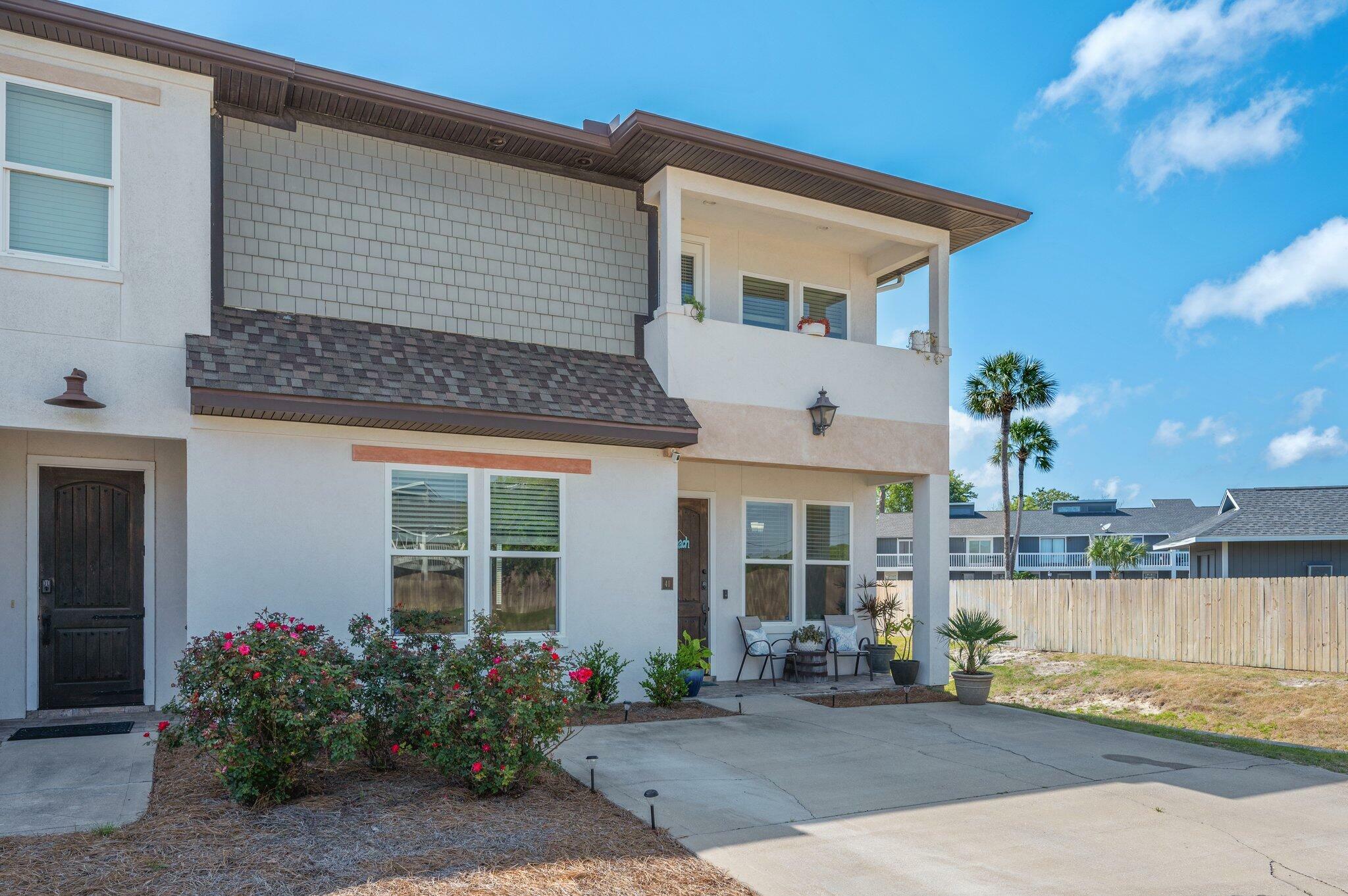 Property Photo: 995 Airport Road 41 FL 32541