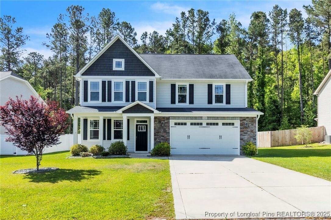 Property Photo: 515 Hampstead Place NC 28394