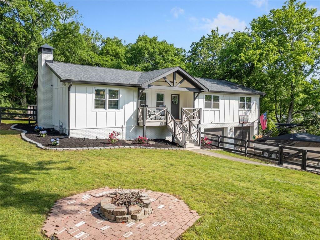 Property Photo: 369 Arnold Mill Road GA 30188