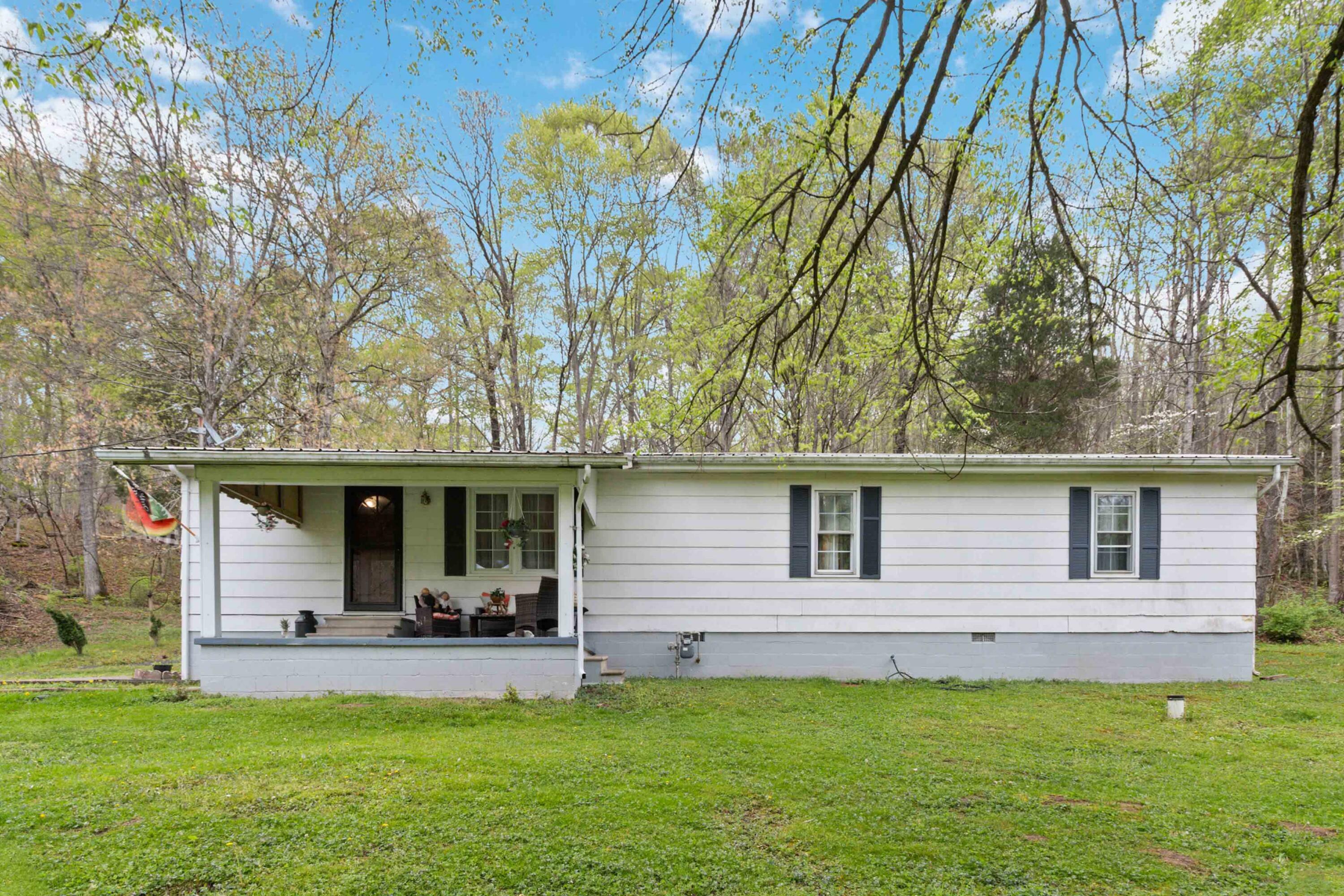 Property Photo: 597 Snow Creek Road KY 40312