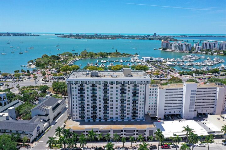 101 S Gulfstream Avenue 5J  Sarasota FL 34236 photo