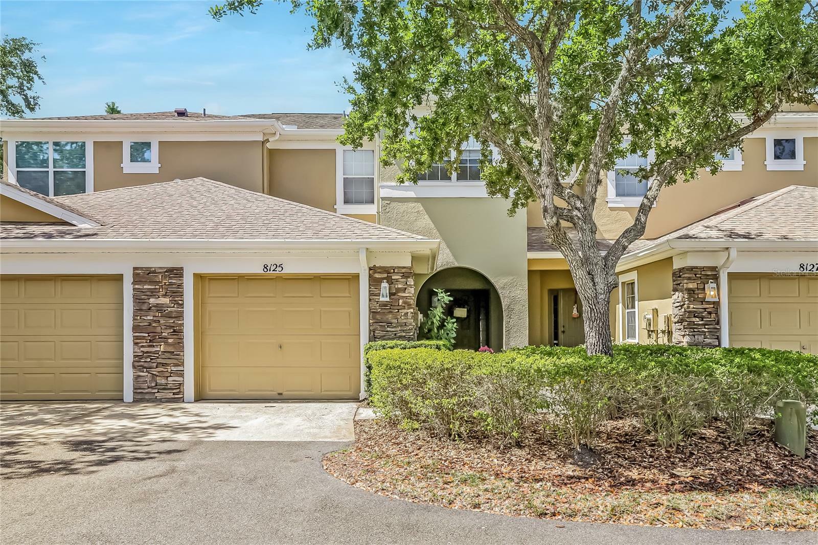 Property Photo: 8125 Stone Path Way FL 33647