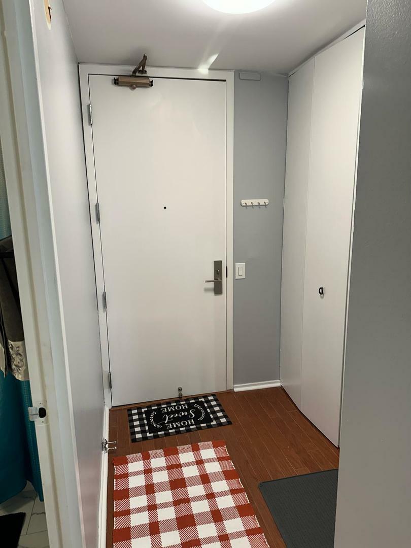Property Photo: 4343 N Clarendon Avenue 2015 IL 60613